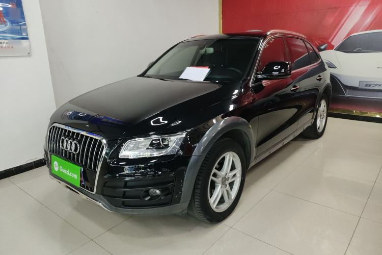 Used Audi Q5 2018 Collector's Edition 40 TFSI Technology Model
