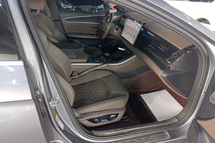 Used BYD Han 2022 EV Genesis Edition 610KM All-Wheel Drive Premium Model