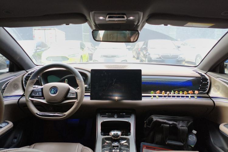 Used BYD Han 2023 DM-i Champion Edition 200KM Flagship Model