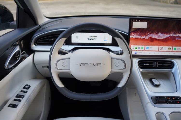 Used  Geome 2025 UP 410km Exploration+ Edition
