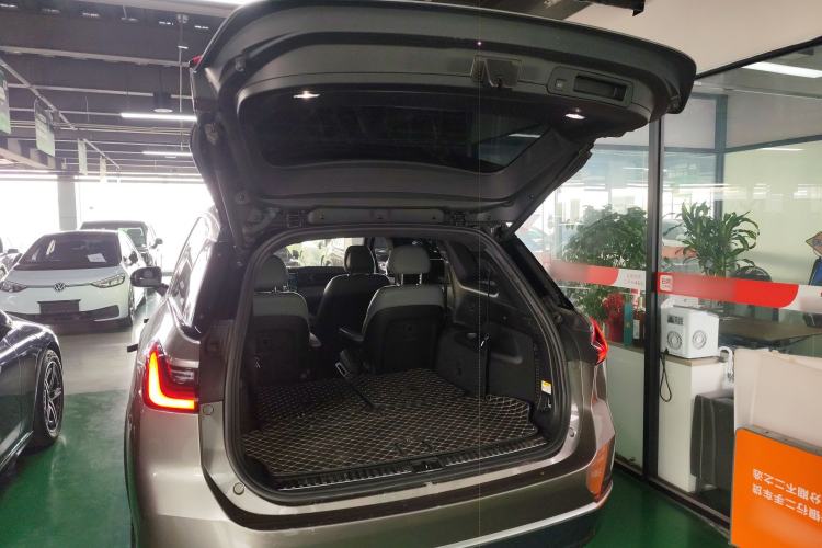 Used Nio ES8 2020 580 km Range Six-Seater Version
