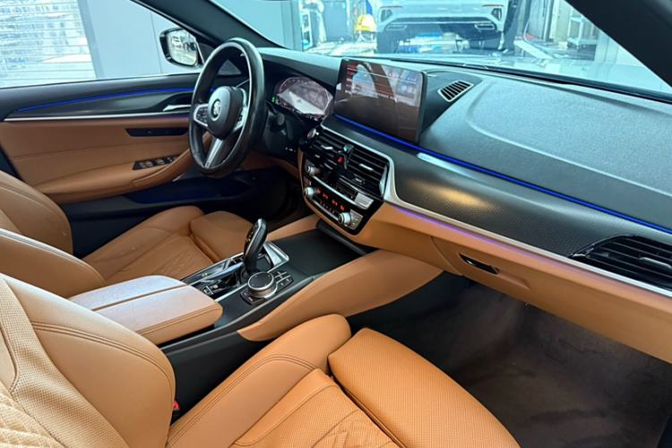 Used BMW 5 Series 2021 525i M Sport Package
