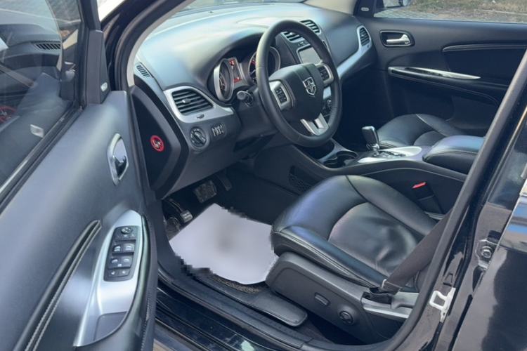 Used Dodge Journey 2015 2.0TD Four-Wheel Drive Luxury Edition
