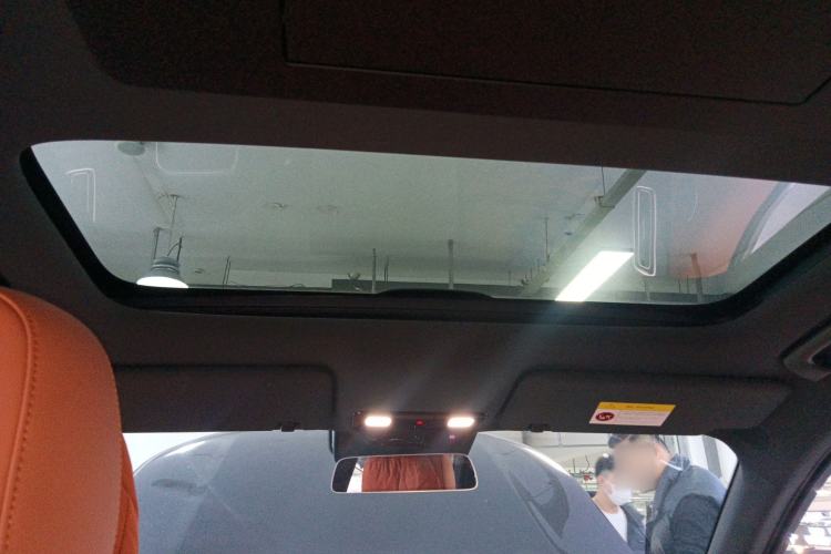 Used Li Auto L9 2025 Pro Smart Refresh Edition
