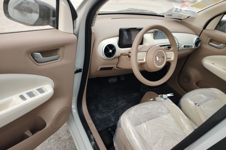 Used Wuling Hongguang MINIEV 2025 Four-Door Version Advanced Edition
