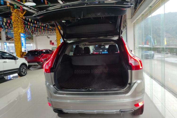 Used Volvo XC60 2016 T5 AWD Zhiyuan Edition
