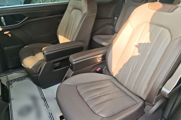 Used Volkswagen Viloran 2022 380TSI Luxury Edition