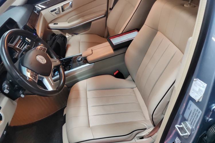 Used Mercedes-Benz E-Class 2015 Facelift E 200 L
