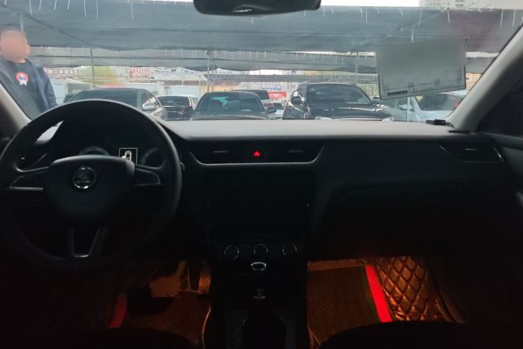 Used Skoda Octavia 2019 1.5L Automatic Smart Drive Luxury Edition China VI Standard
