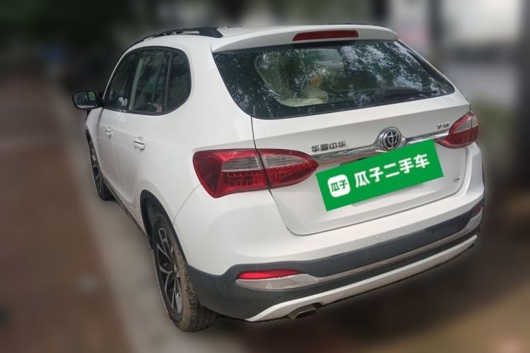 Used Brilliance V5 2014 1.5T Automatic Two-Wheel Drive Luxury Version
