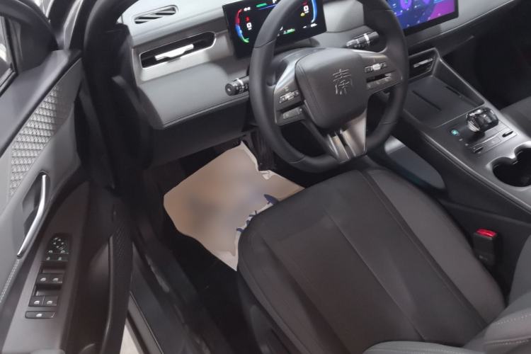 Used BYD Qin PLUS 2025 DM-i Smart Drive 55KM Leading Model
