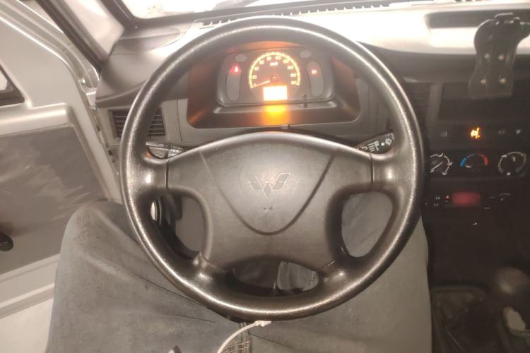 Used Wuling Zhiguang 2023 1.5L Practical Version 5/7 Seats