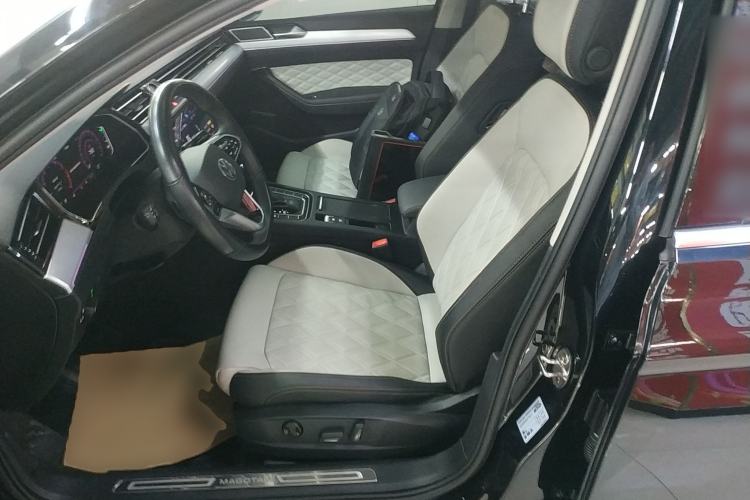 Used Volkswagen Magotan 2023 2 Million Units Commemorative Edition 330TSI DSG Luxury Version
