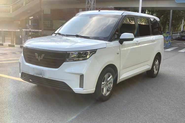 Used Wuling Hongguang PLUS 2019 1.5T Manual Standard Version 7 Seats
