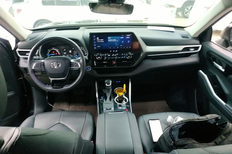 Used Toyota Highlander 2022 Dual-Engine 2.5L Four-Wheel Drive Prestige Version 7 Seats
