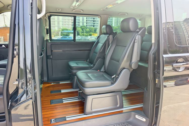 Used Volkswagen Multivan 2012 2.0 TSI Two-Wheel-Drive Luxury Edition
