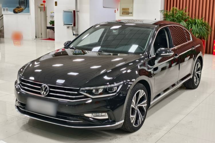 Used Volkswagen Magotan 2021 330TSI DSG 30th Anniversary Edition
