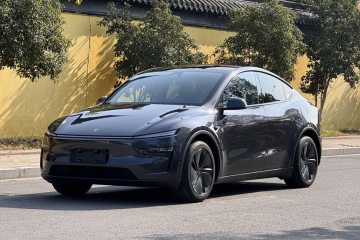 Used Tesla Model Y 2025 Rear-Wheel-Drive Version