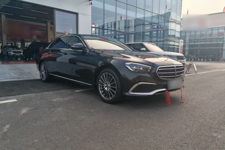 Used Mercedes-Benz E-Class 2023 E 260 L