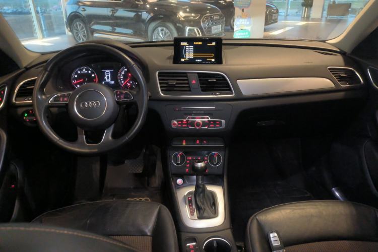 Used Audi Q3 2018 30th Anniversary Edition 30 TFSI Fashion Model