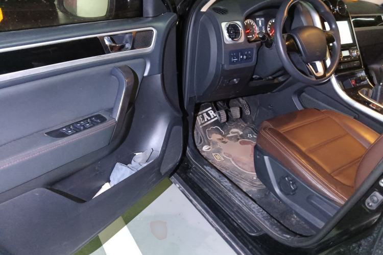 Used Yema T70 2018 T70S 1.8L Manual Value-Added Sunroof Edition
