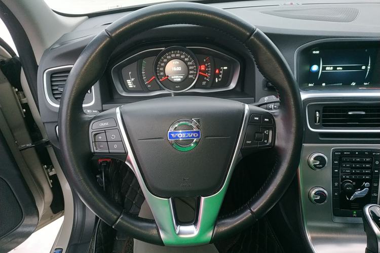 Used Volvo S60 2017 S60L T3 Smart Upgrade Edition
