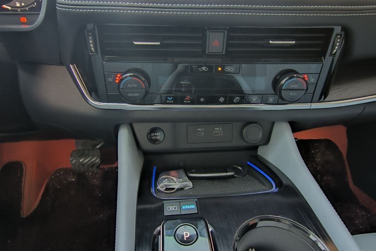 Used Nissan X-Trail 2023 e-POWER Ultra-Hybrid Dual-Motor All-Wheel-Drive Supreme Edition
