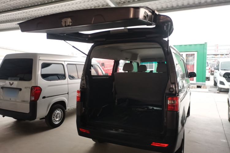 Used Jinbei Hiace X30 2021 1.5L Wealthy Edition Bus China VI Standard SWC15M
