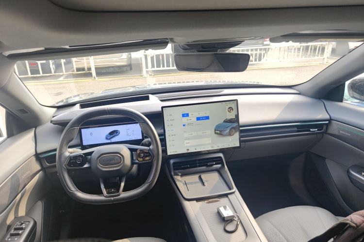 Used Lynk & Co 07 2024 EM-P 126 Long-Range Ultra
