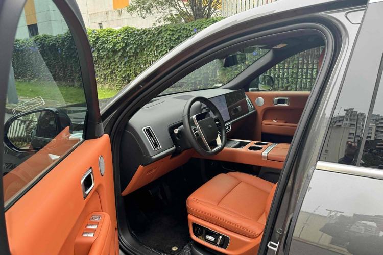 Used Li Auto L9 2022 Max model
