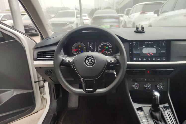 Used Volkswagen Lavida 2022 1.5L Automatic Fashion Edition
