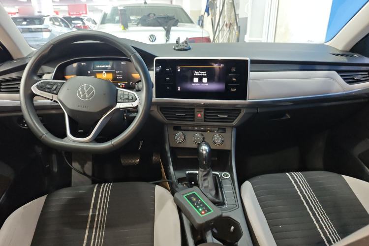 Used Volkswagen Bora 2023 200TSI DSG Comfort Edition
