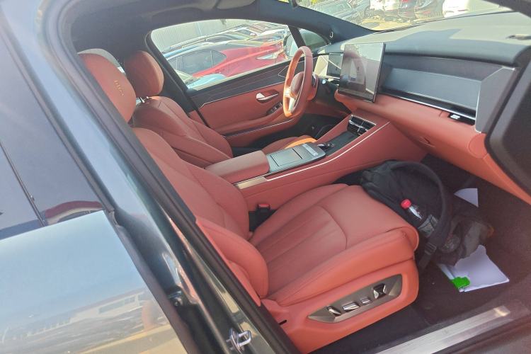 Used BYD Tang L 2025 DM 175KM Drone Player Edition
