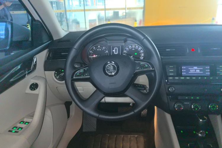 Used Skoda Octavia 2015 1.6L Automatic Yijun Edition