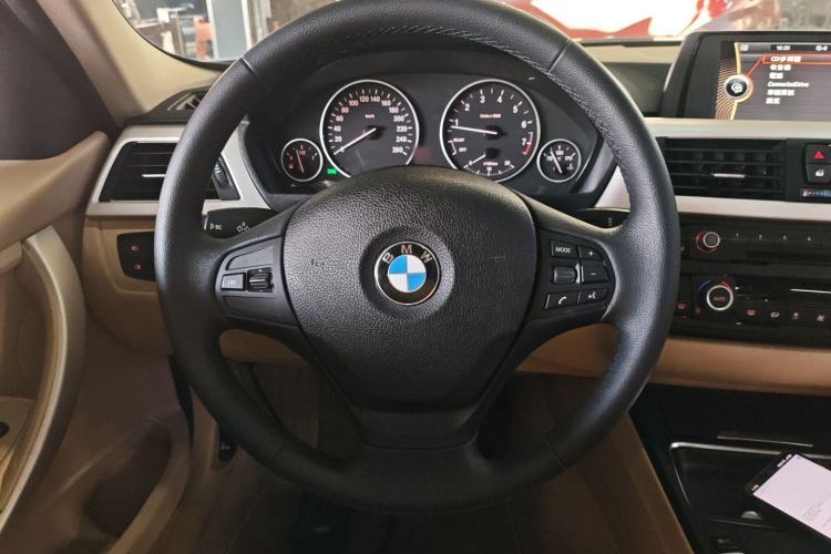 Used BMW 3 Series 2014 320Li Fashion Model

