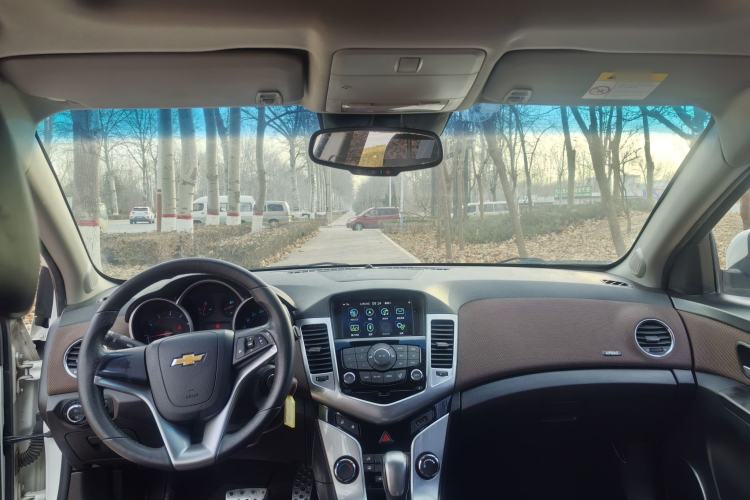 Used Chevrolet Cruze 2013 Hatchback 1.6L Automatic Luxury Model
