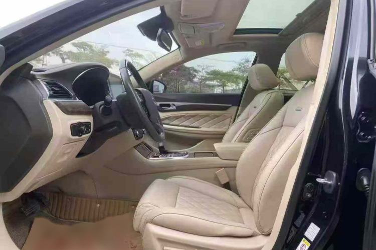 Used GAC Trumpchi GA8 2016 320T Ultimate Edition
