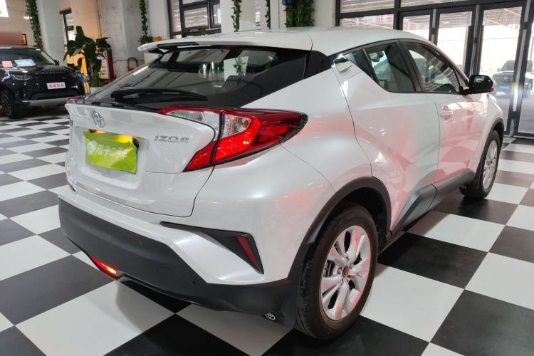 Used Toyota IZOA 2023 2.0L Yixing Version
