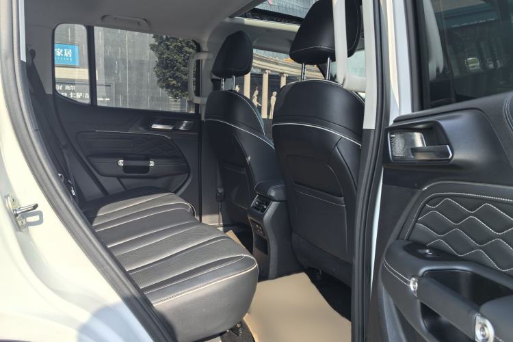 Used Tank 300 2021 City Edition 2.0T—Truly Stylish
