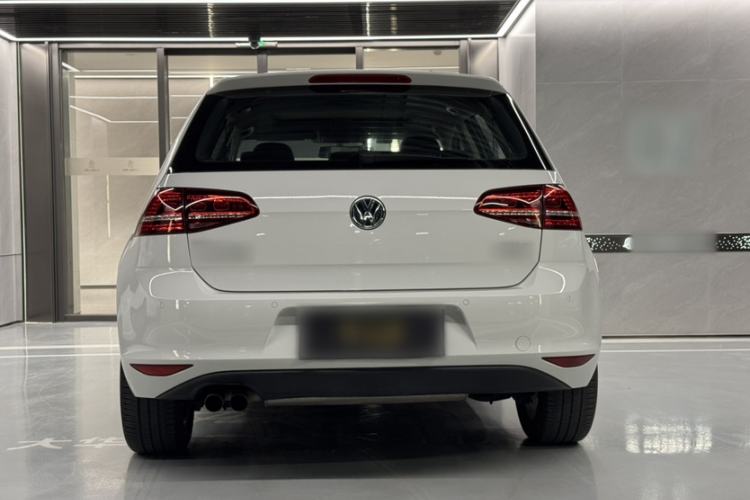 Used Volkswagen Golf 2017 230TSI Automatic Comfort Edition – Celebrating Milestone of One Million Units
