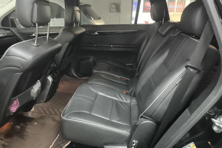 Used Mercedes-Benz R-Class 2017 R 320 4MATIC Business Edition Prestige Model
