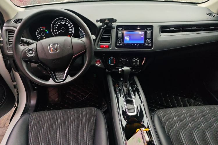 Used Honda Vezel 2017 1.8L CVT Front-Wheel Drive Pioneer Edition