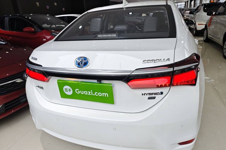 Used Toyota Corolla 2018 Dual-Engine 1.8L E-CVT Smart Edition
