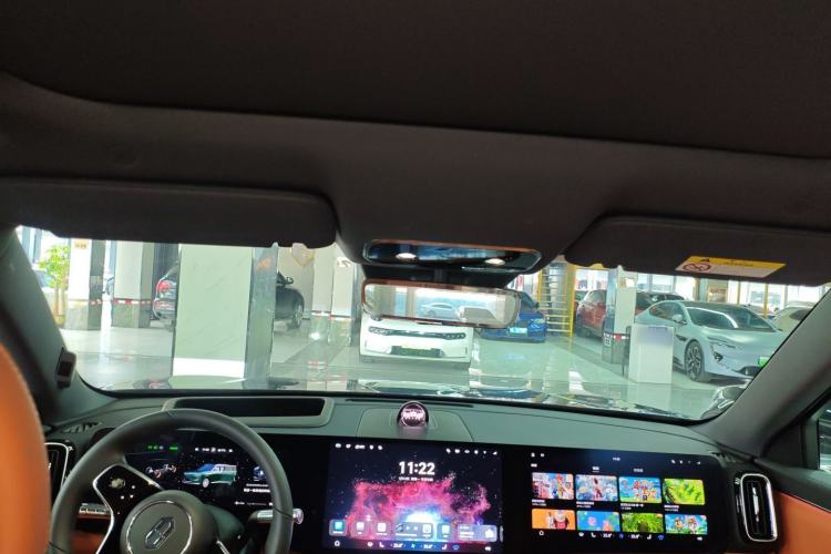 Used Hima AITO M8 2025 Extended-Range Ultra Version 53.4 kWh 6-Seater Edition
