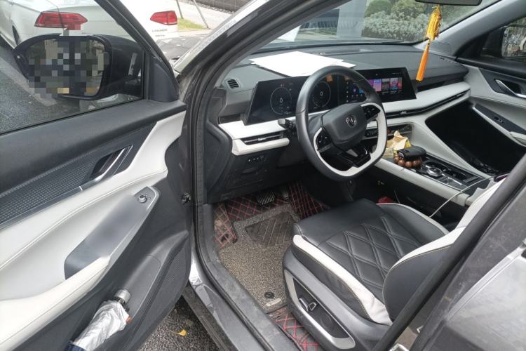 Used Changan CS75 PLUS iDD 2023 ZhiDian iDD Smart Leading Model
