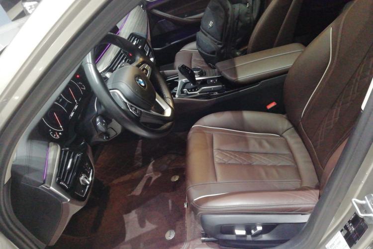 Used BMW 5 Series 2019 Facelifted 530Li Leading Edition Luxury Package
