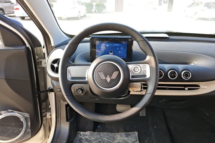 Used Wuling Bingo 2023 203km Light Edition
