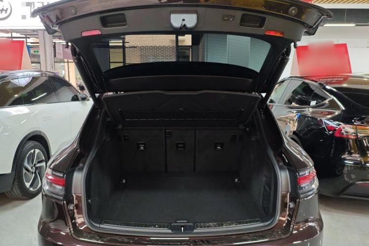 Used Porsche Macan 2020 Macan 2.0T
