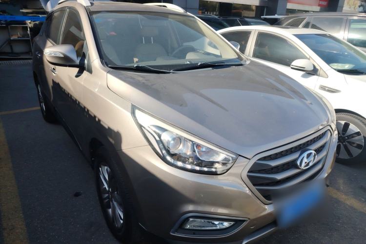 Used Hyundai ix35 2013 2.0L Automatic Two-Wheel Drive Smart GLS China IV Standard