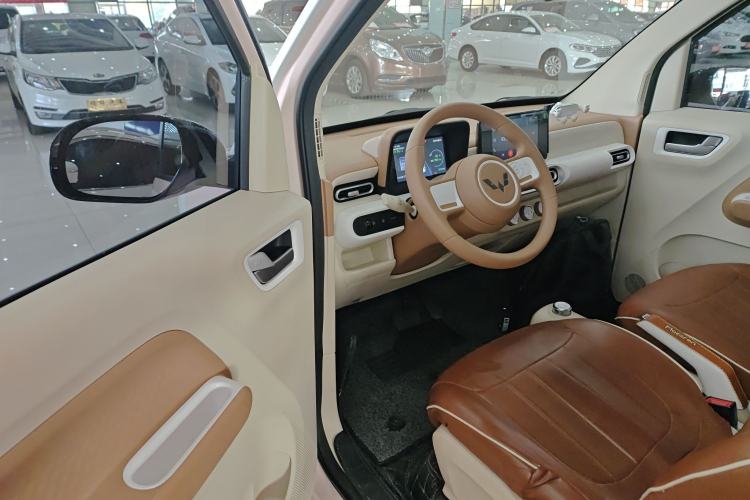 Used Wuling Hongguang MINIEV 2024 3rd Generation 215km Advanced Version